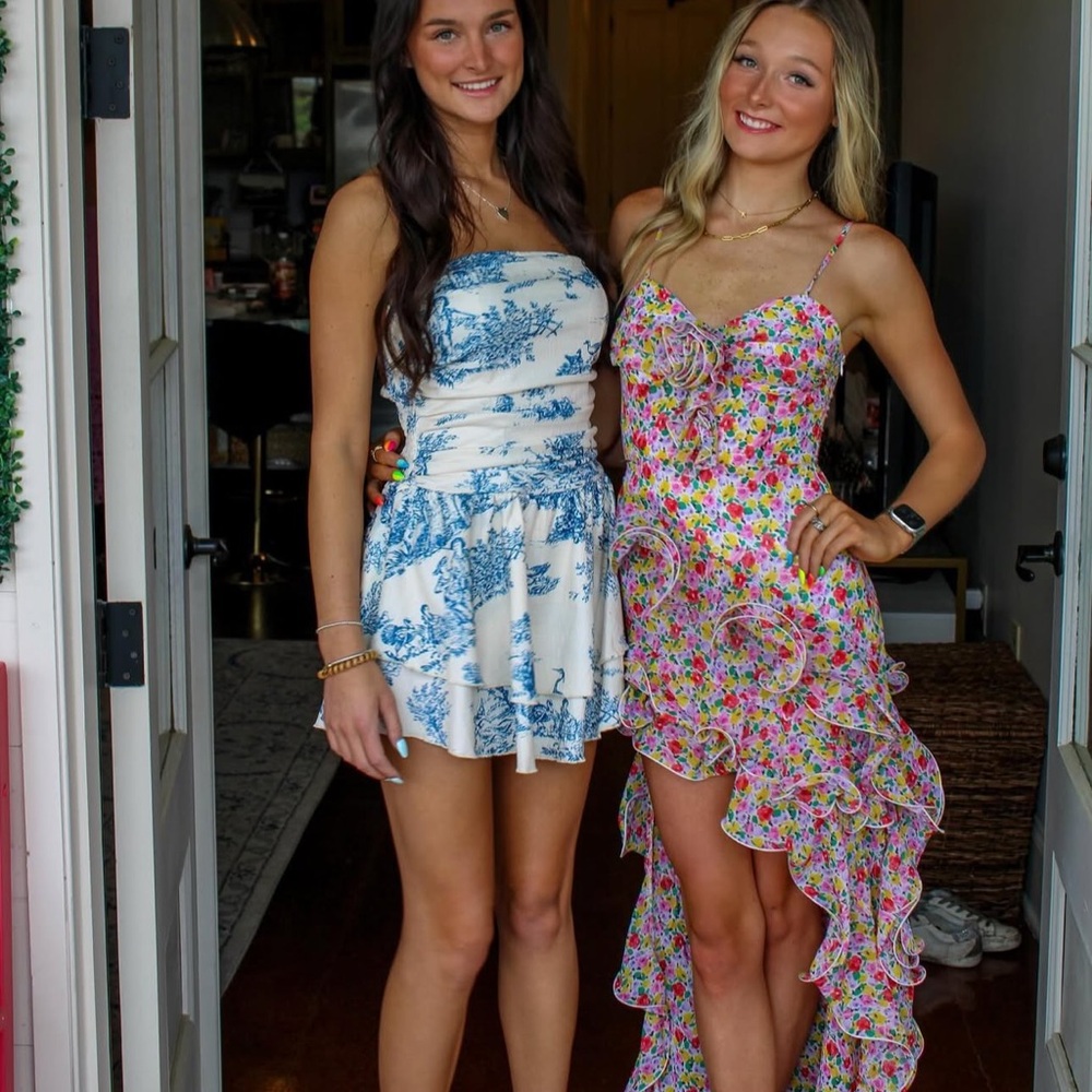 Multicolor Graphic Print Midi Dress - Picture 3 of 4